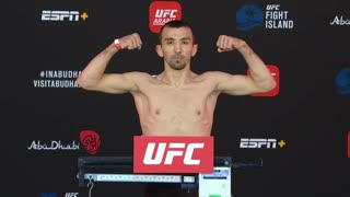 Аскар Аскаров прошел процедуру взвешивая перед UFC Бойцовский остров 2