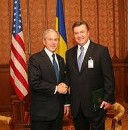 Віктор Янукович фотография #8 (источник - https://vk.com/id67799797)