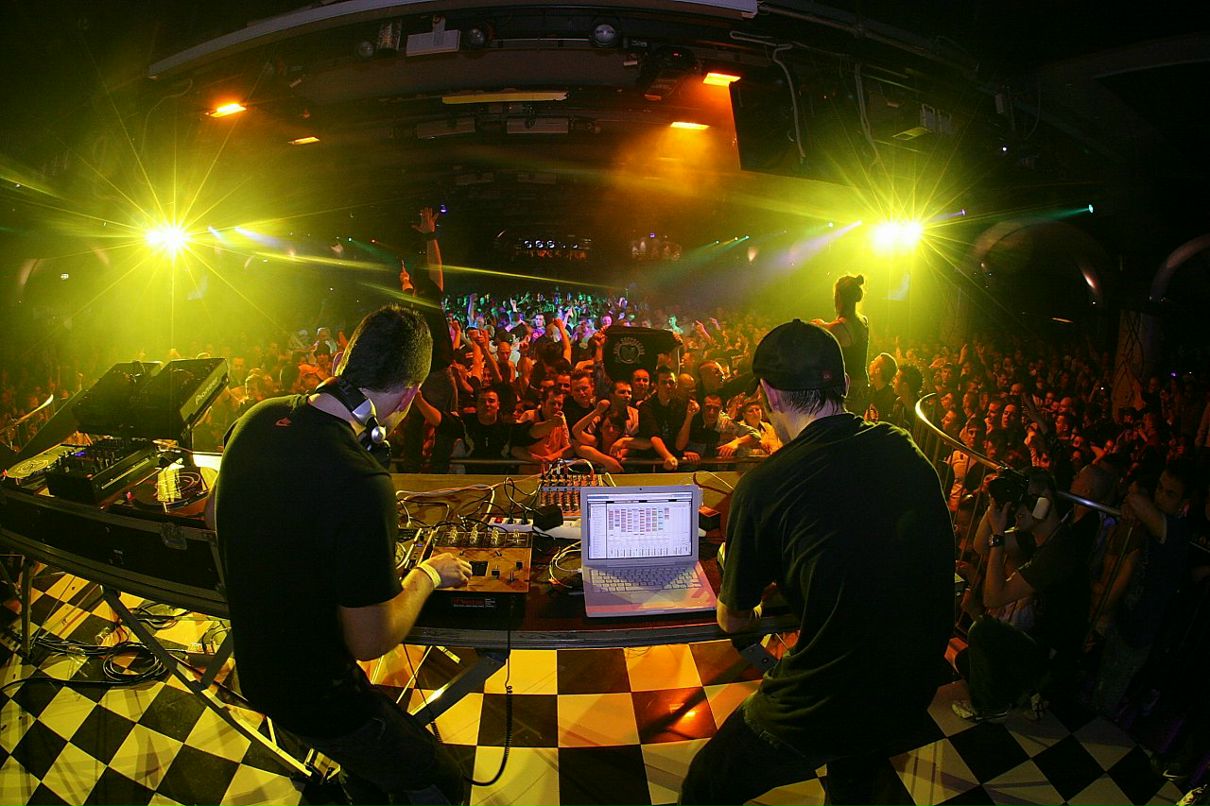 Noize Suppressor фотография #49